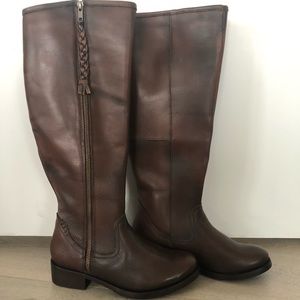 Perfect fall Brown boots